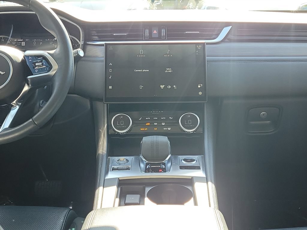 Used 2023 Jaguar F-PACE S AWD/4WD image 22