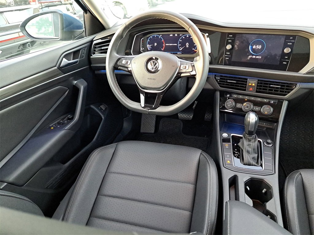 Used 2021 Volkswagen Jetta SEL image 13