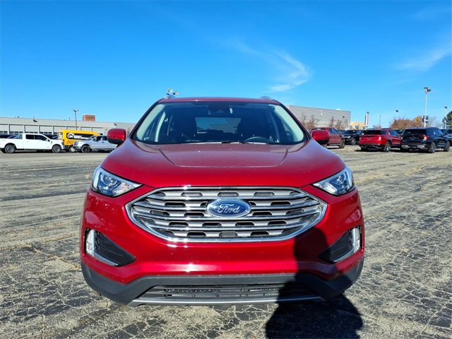 Used 2022 Ford Edge SEL w/ Convenience Package image 2