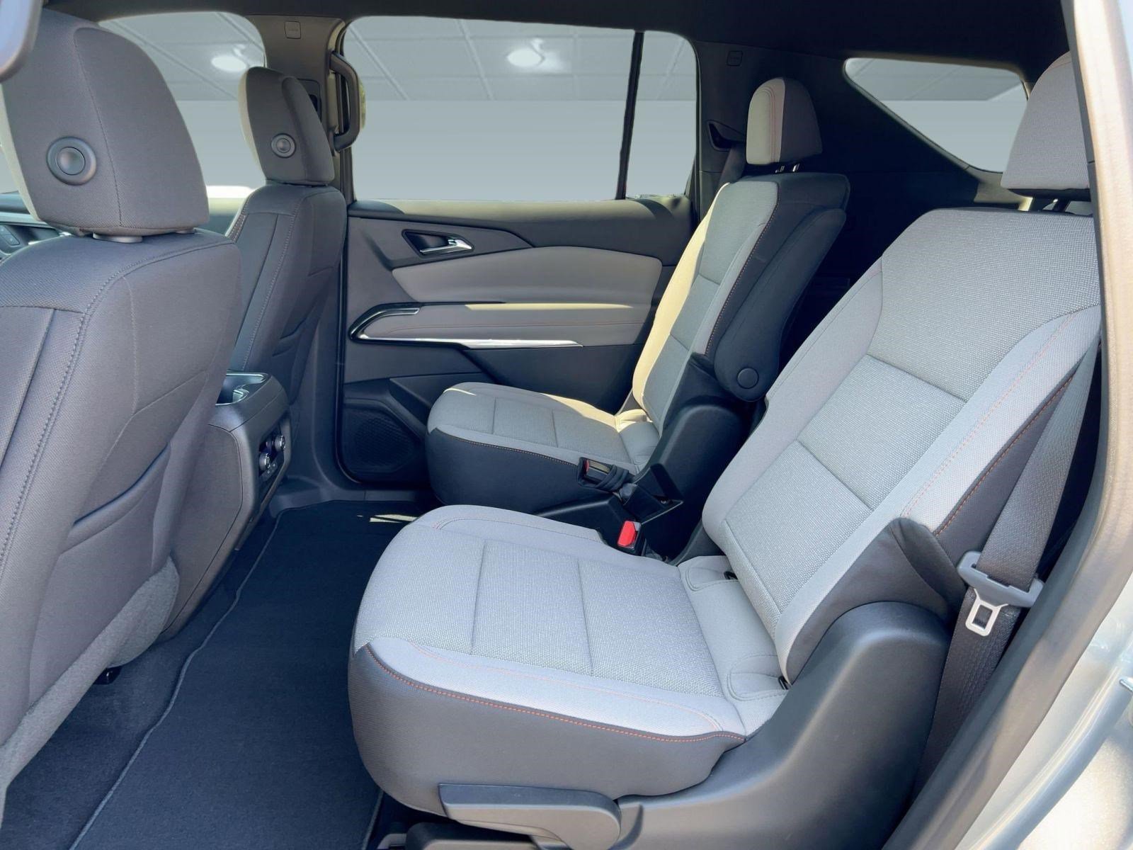 New 2026 Chevrolet Traverse LT w/ Driver Confidence Package FWD image 14