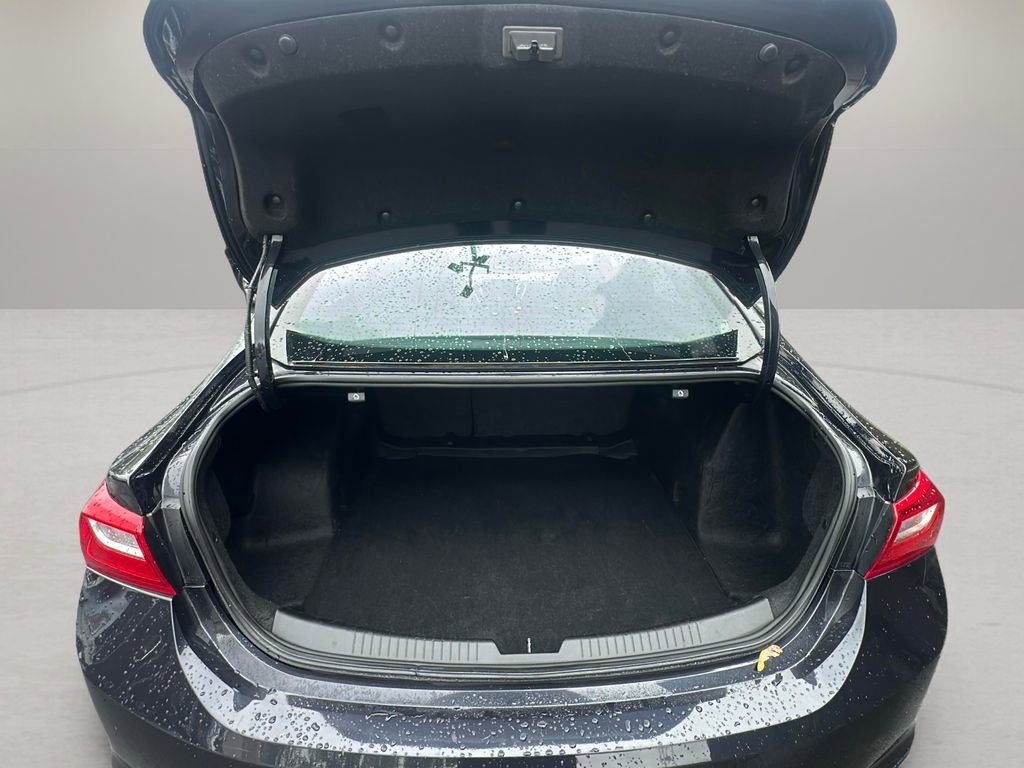 Used 2023 Chevrolet Malibu LT image 19