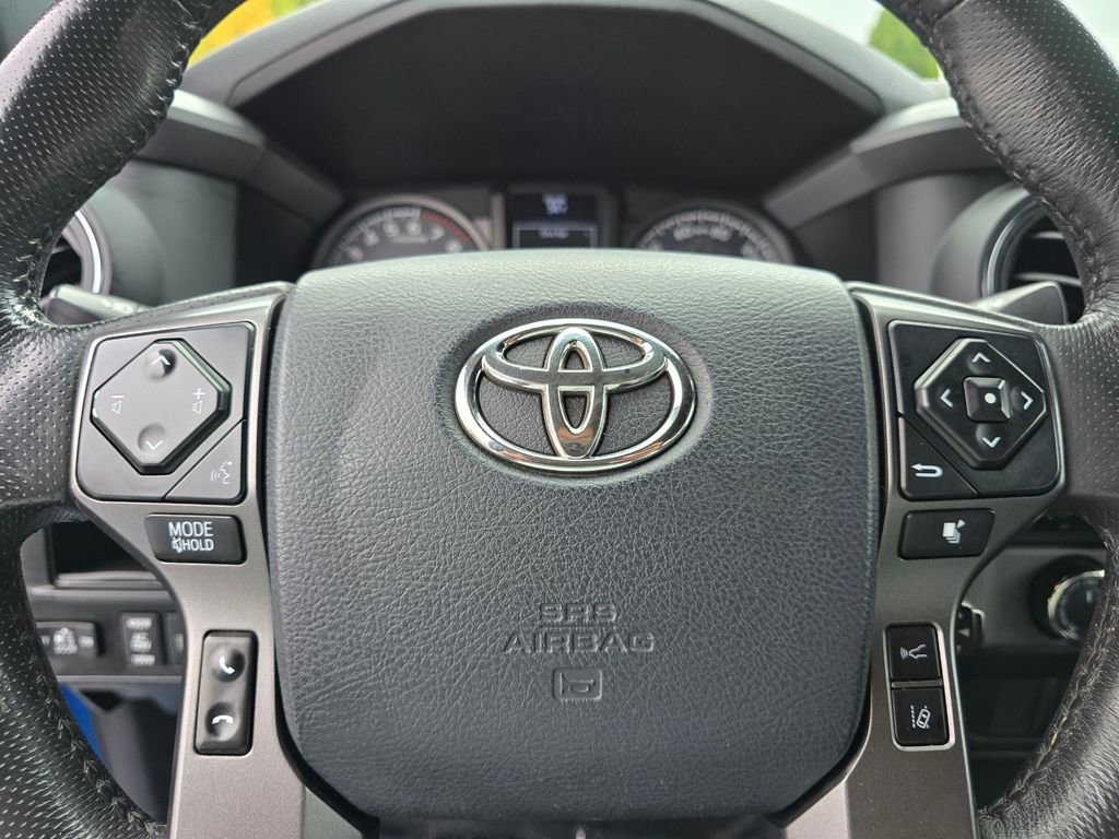 Used 2018 Toyota Tacoma TRD Off-Road image 25