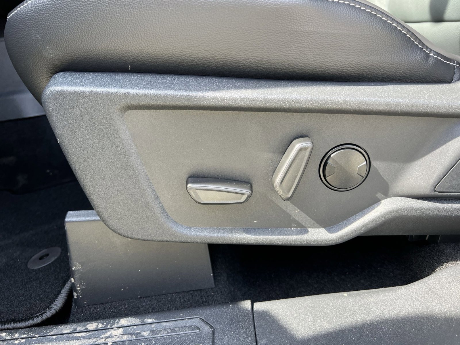 New 2026 Ford Bronco Outer Banks image 14