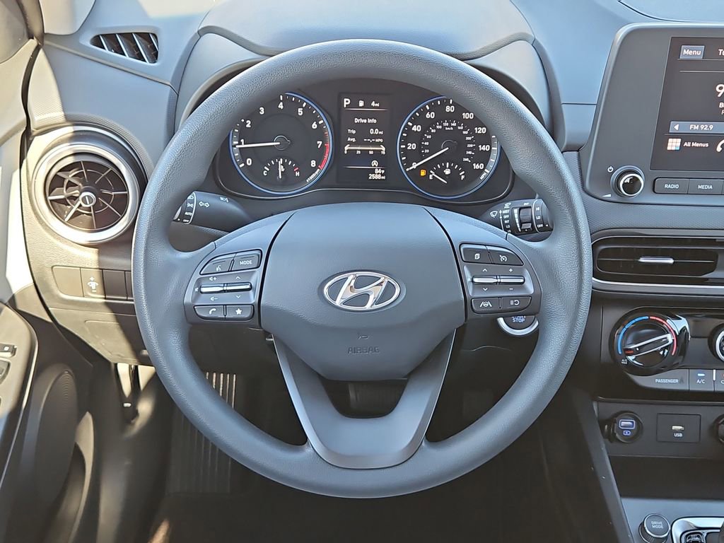 Used 2023 Hyundai Kona SEL image 29