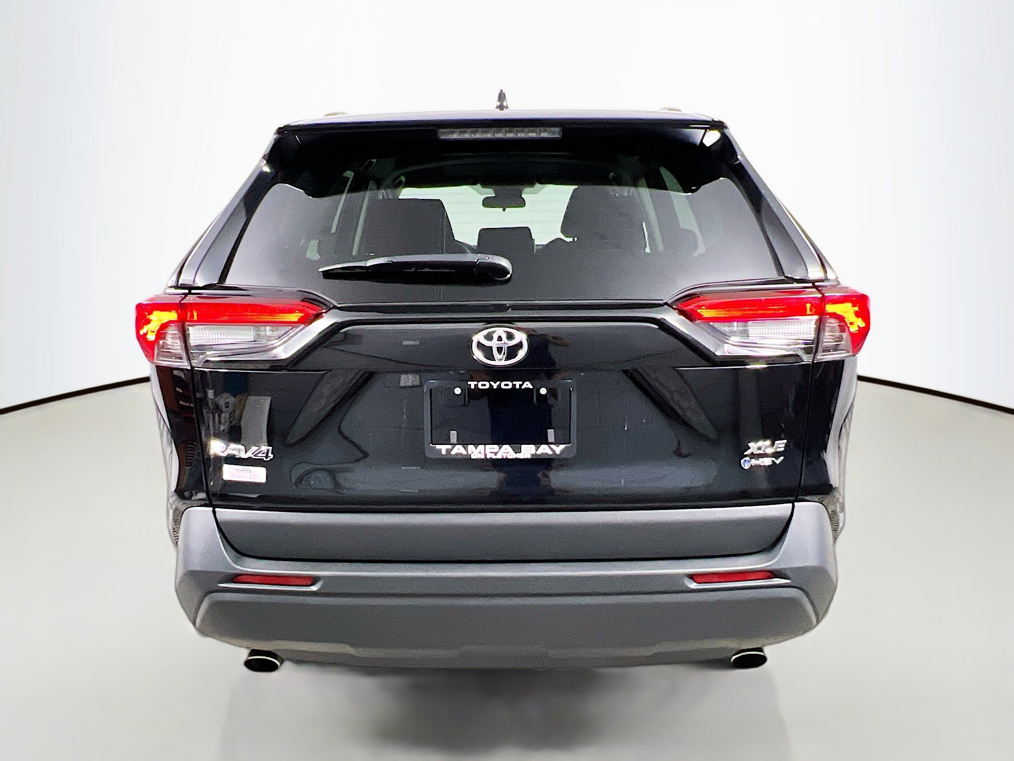 Used 2025 Toyota RAV4 XLE image 6