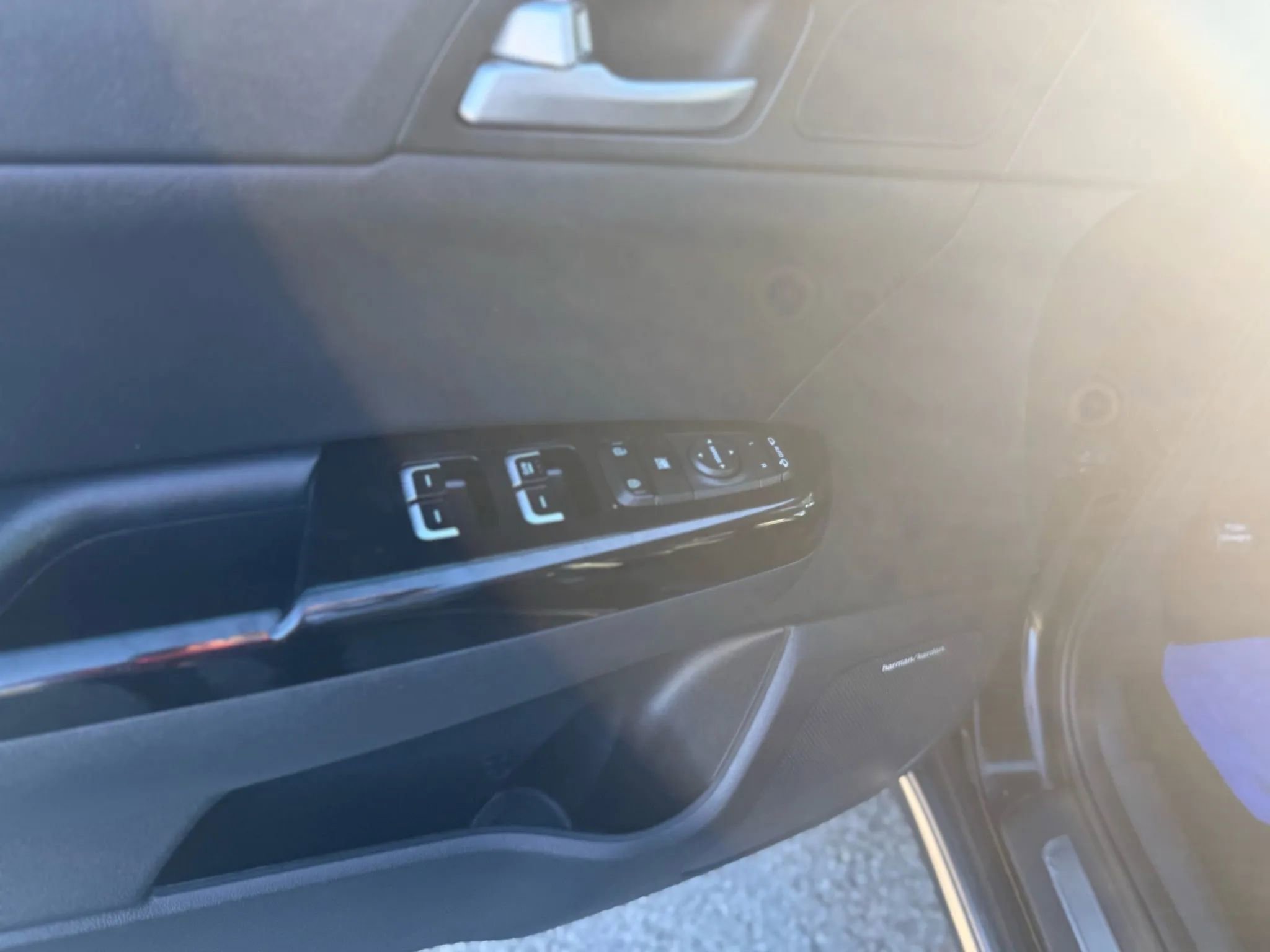 Used 2017 Kia Sportage SX image 13