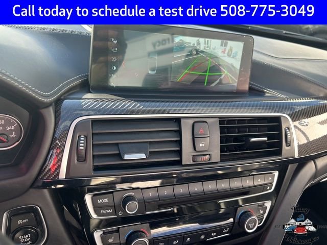 Used 2018 BMW M4 Convertible image 9