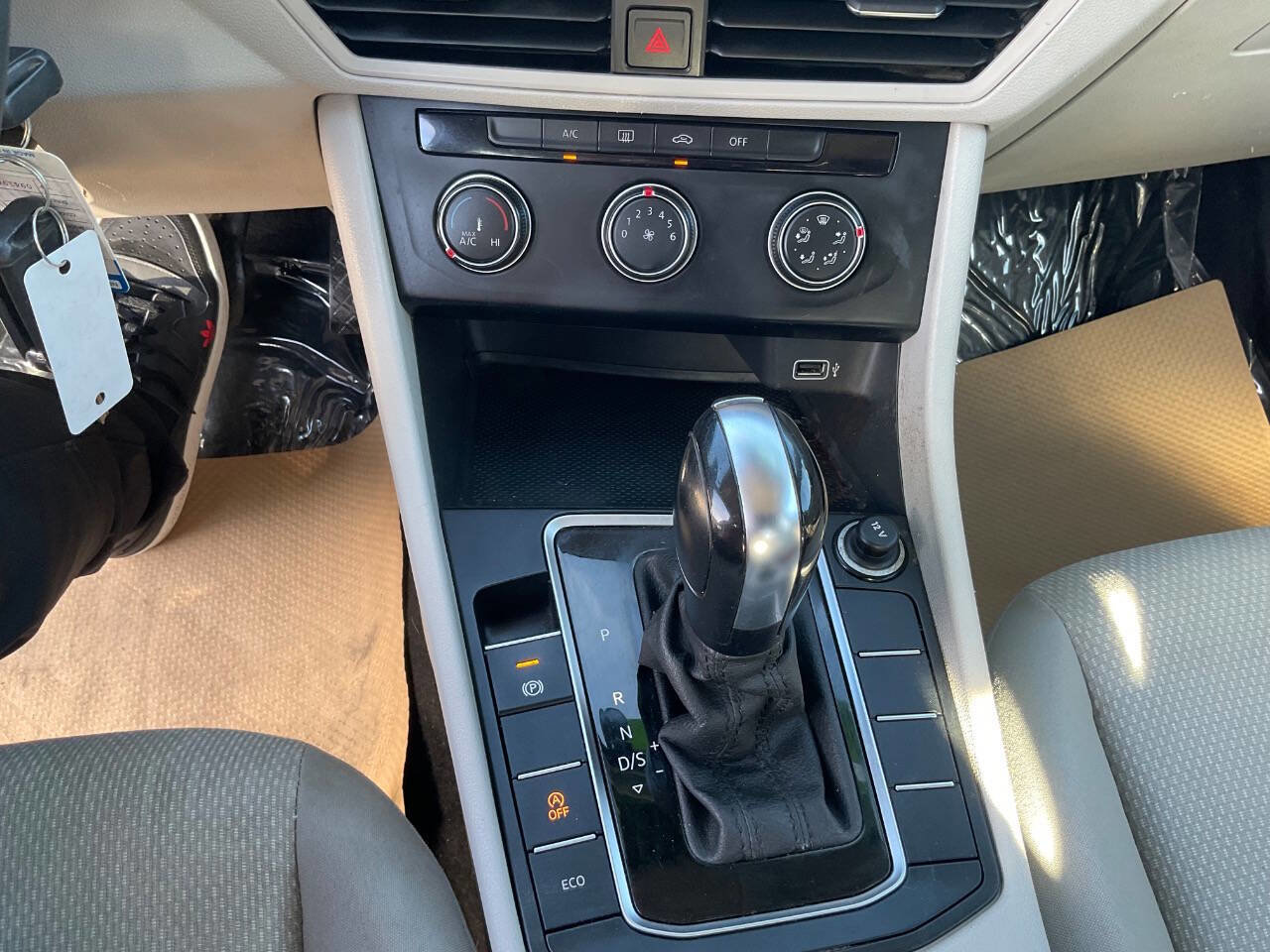 Used 2019 Volkswagen Jetta S image 16