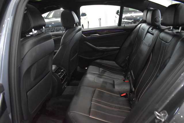 Used 2018 BMW 530e xDrive AWD/4WD image 22