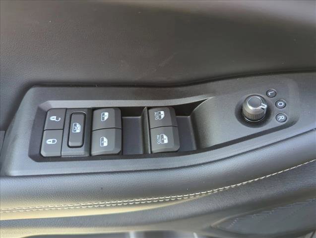 New 2025 Jeep Grand Cherokee Altitude image 18