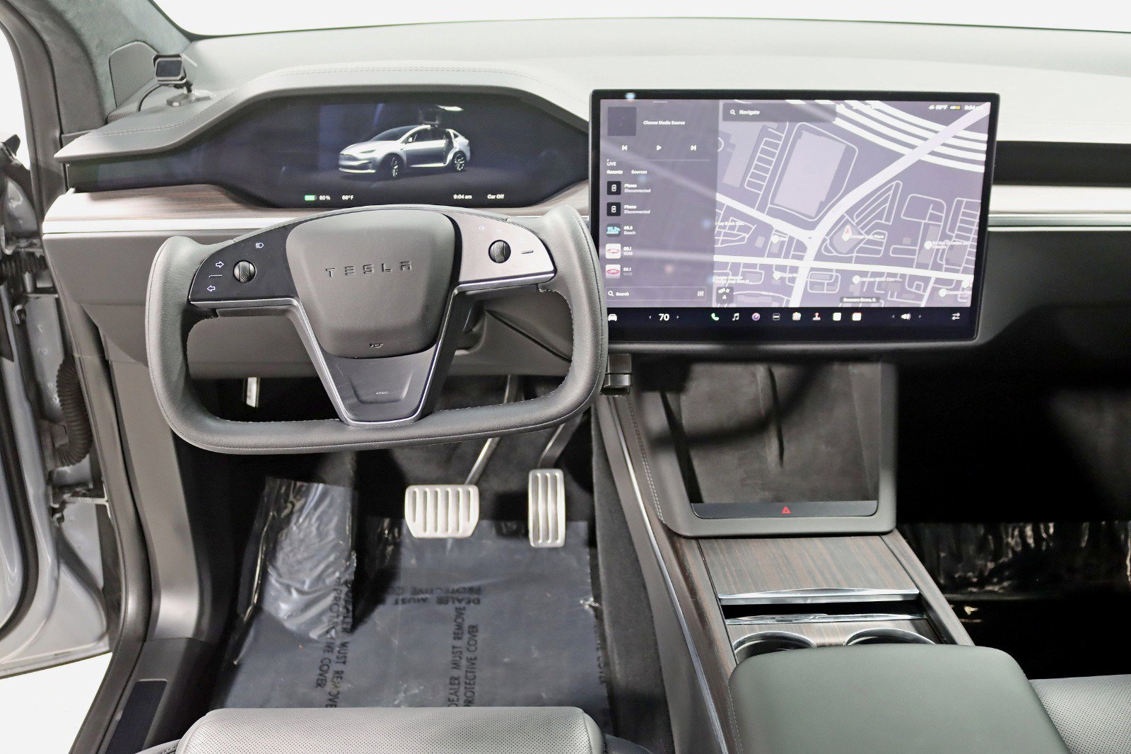 Used 2025 Tesla Model X image 15