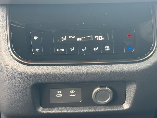 New 2026 Nissan Armada PRO-4X w/ Captain's Chari Seat Package AWD/4WD image 21
