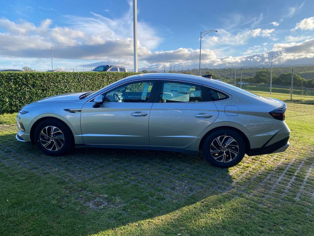 New 2026 Hyundai Sonata Blue FWD image 22