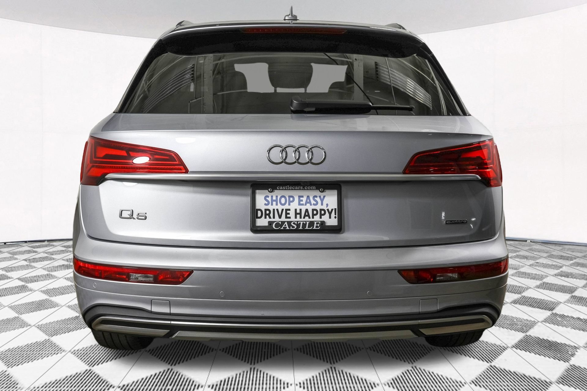 Used 2023 Audi Q5 2.0T Premium w/ Convenience Package AWD/4WD image 16