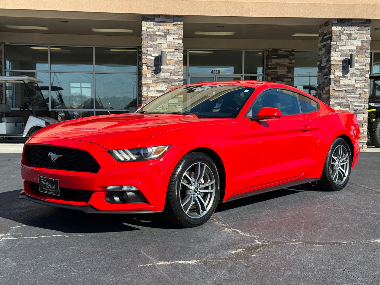 Used 2017 Ford Mustang Coupe image 1