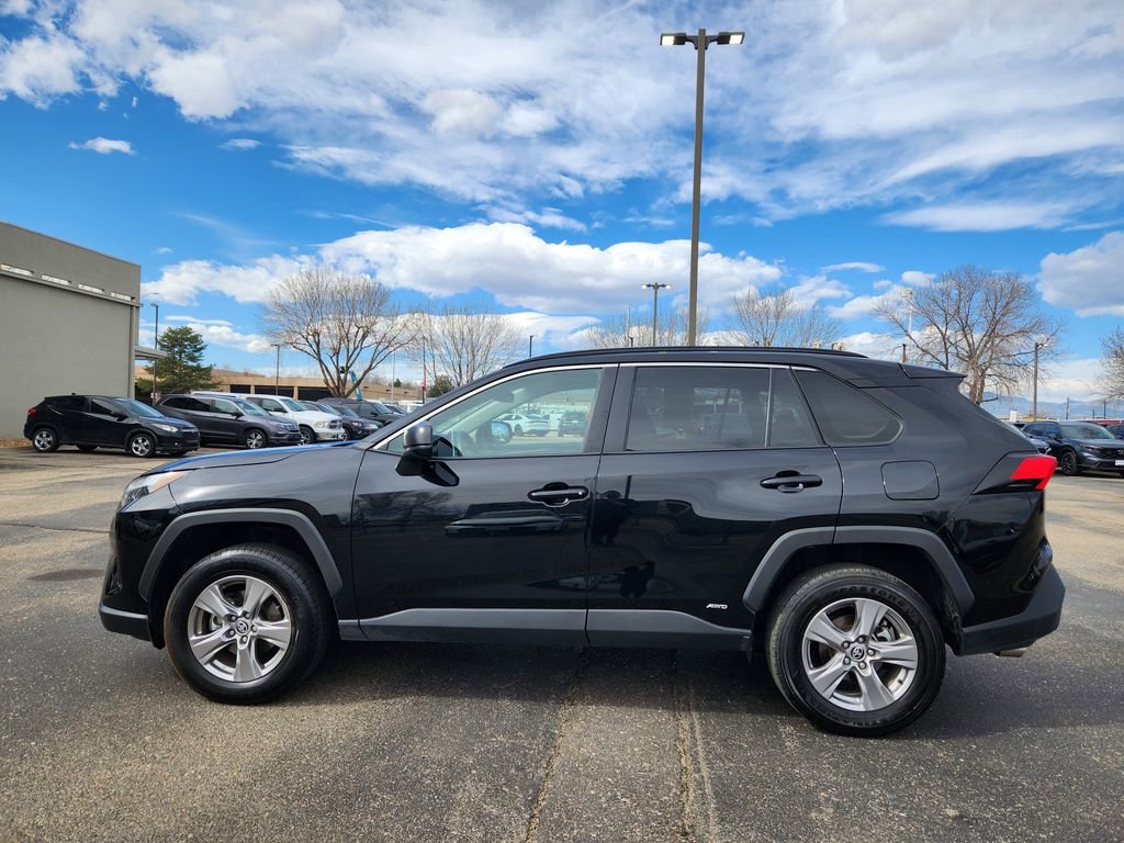 Used 2025 Toyota RAV4 LE image 4