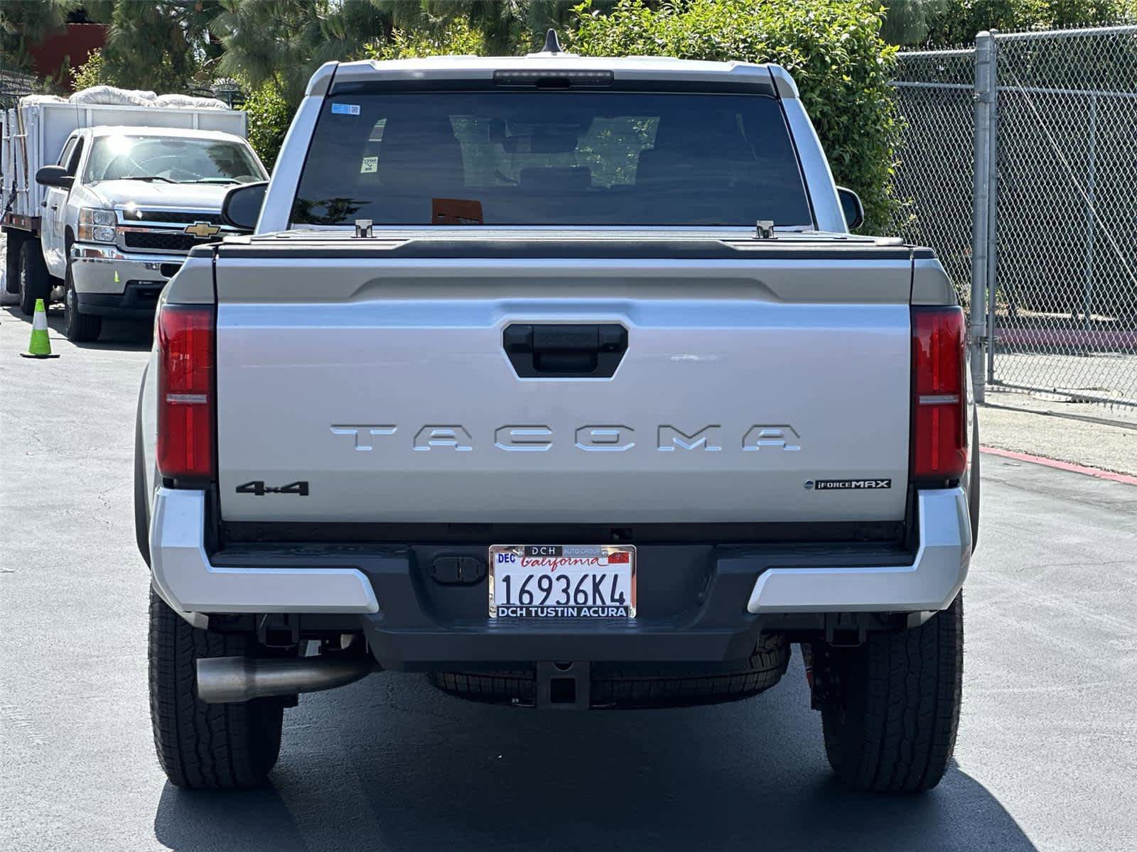 Used 2025 Toyota Tacoma TRD Off-Road AWD/4WD image 6