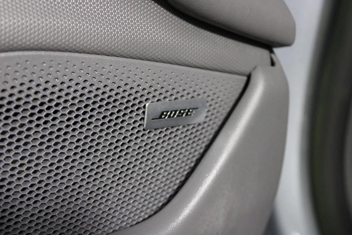 Used 2023 Porsche Taycan RWD image 10