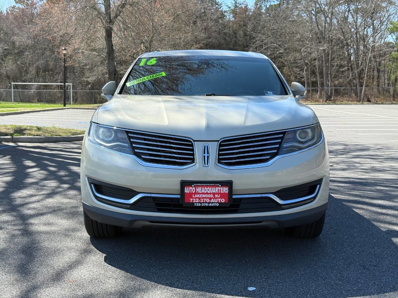 Used 2016 Lincoln MKX Select w/ Select Plus Package image 2