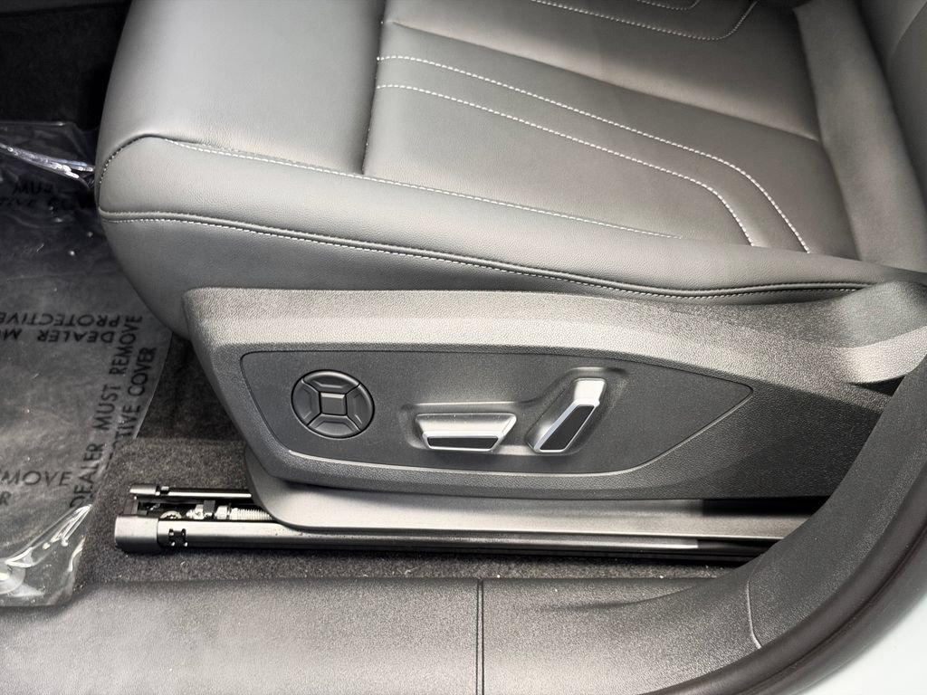 New 2026 Audi Q3 quattro 2.0T AWD/4WD image 25