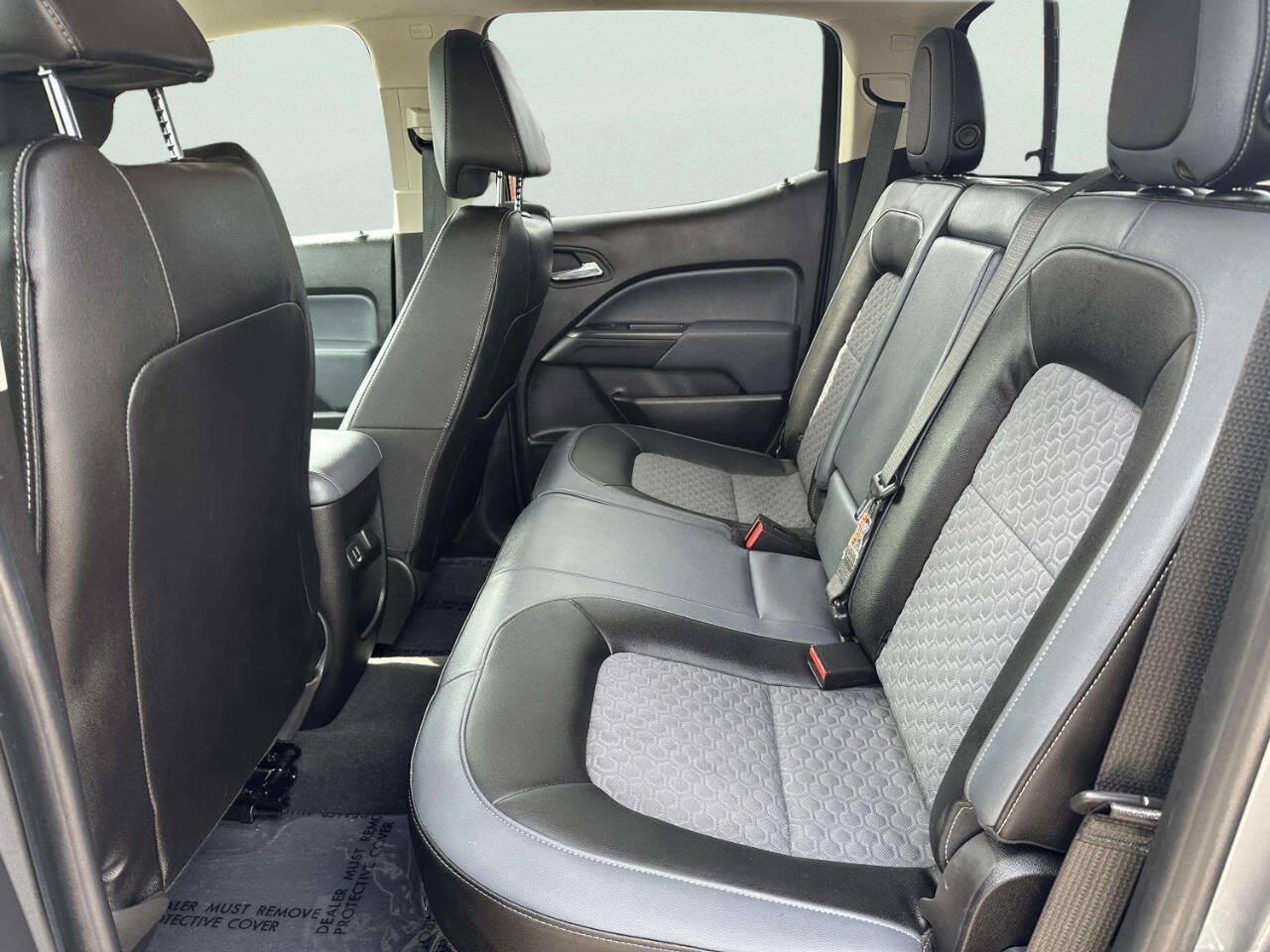 Used 2019 Chevrolet Colorado Z71 AWD/4WD image 11