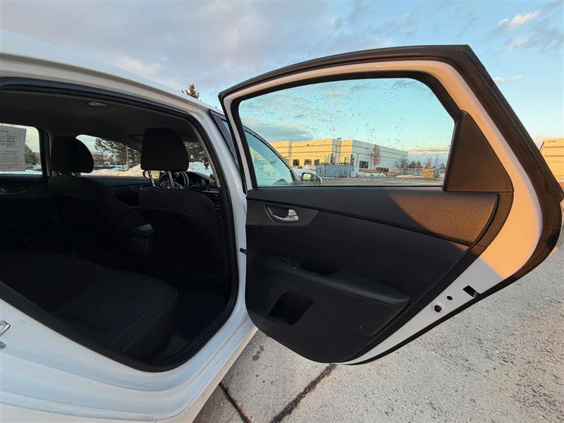 Used 2019 Kia Forte LXS image 14