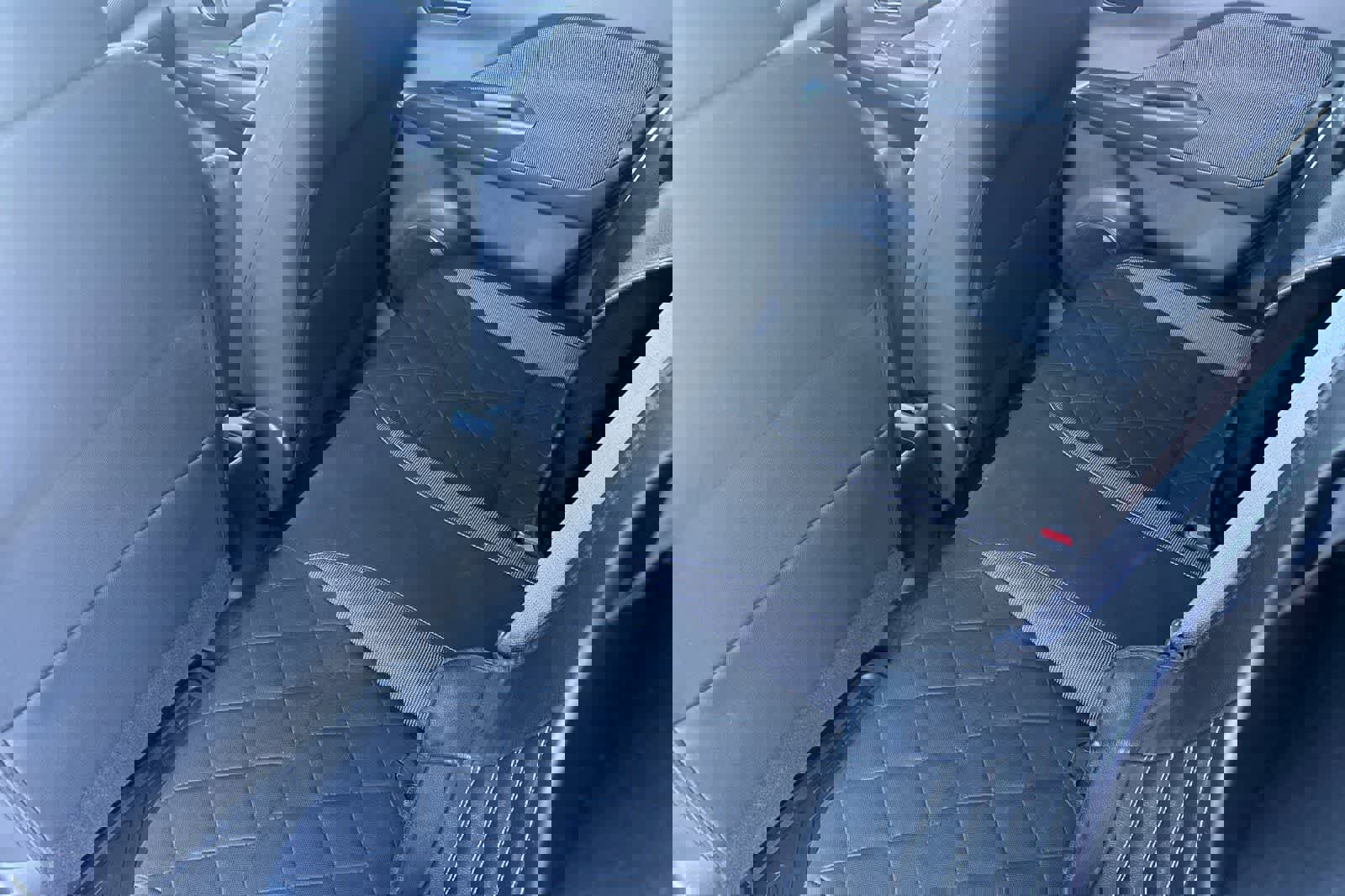 Used 2018 Nissan Kicks S FWD image 4