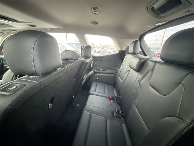 Used 2023 Kia Telluride EX image 11