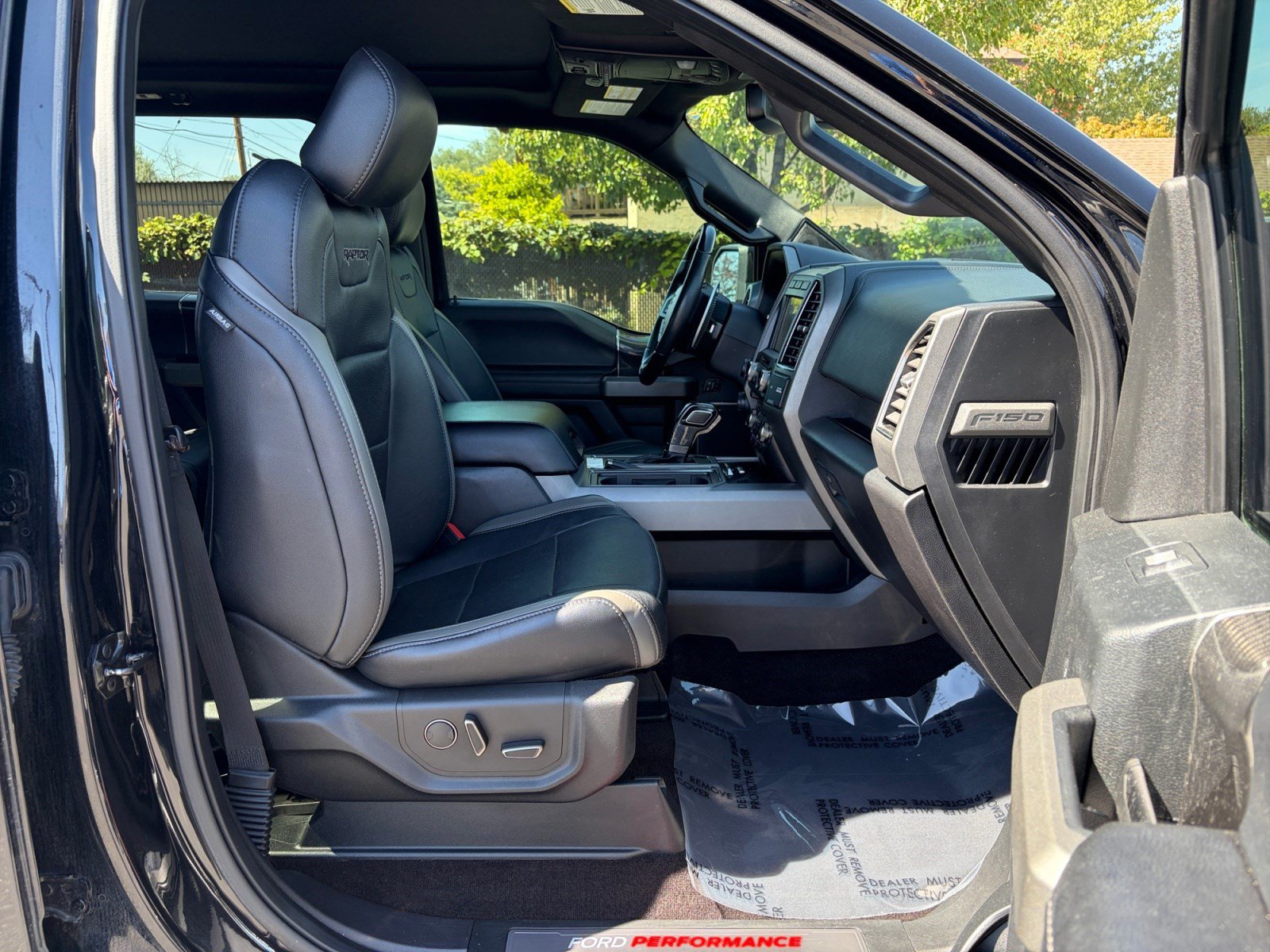 Used 2018 Ford F150 Raptor w/ Equipment Group 802A Luxury AWD/4WD image 29
