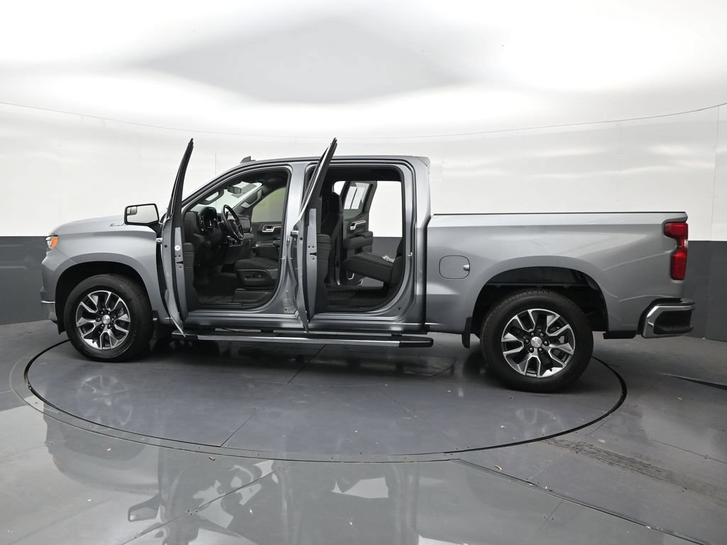 Used 2024 Chevrolet Silverado 1500 LT RWD image 31