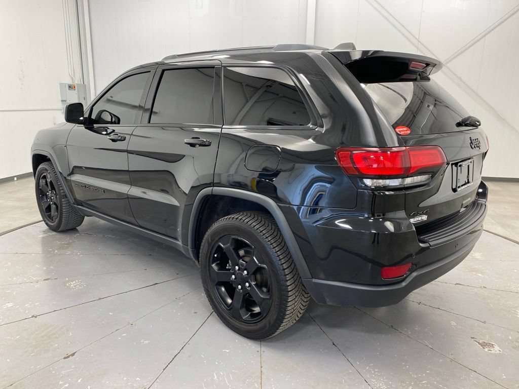 Used 2021 Jeep Grand Cherokee Freedom Edition AWD/4WD image 5