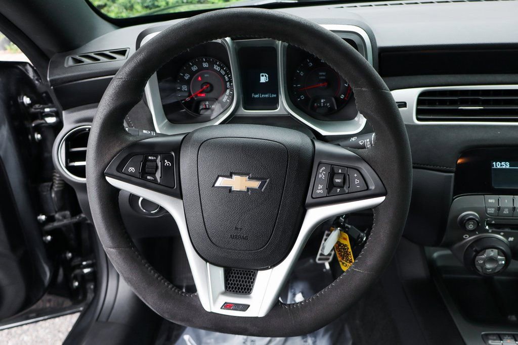 Used 2015 Chevrolet Camaro Z/28 RWD image 22