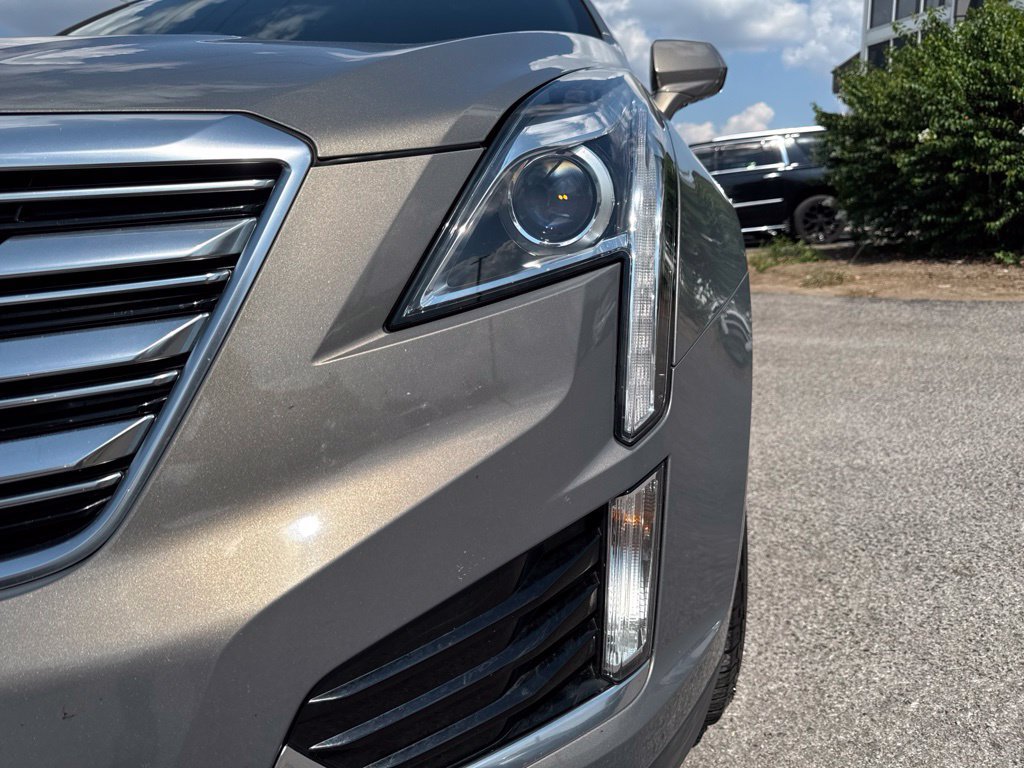Used 2017 Cadillac XT5 FWD image 9