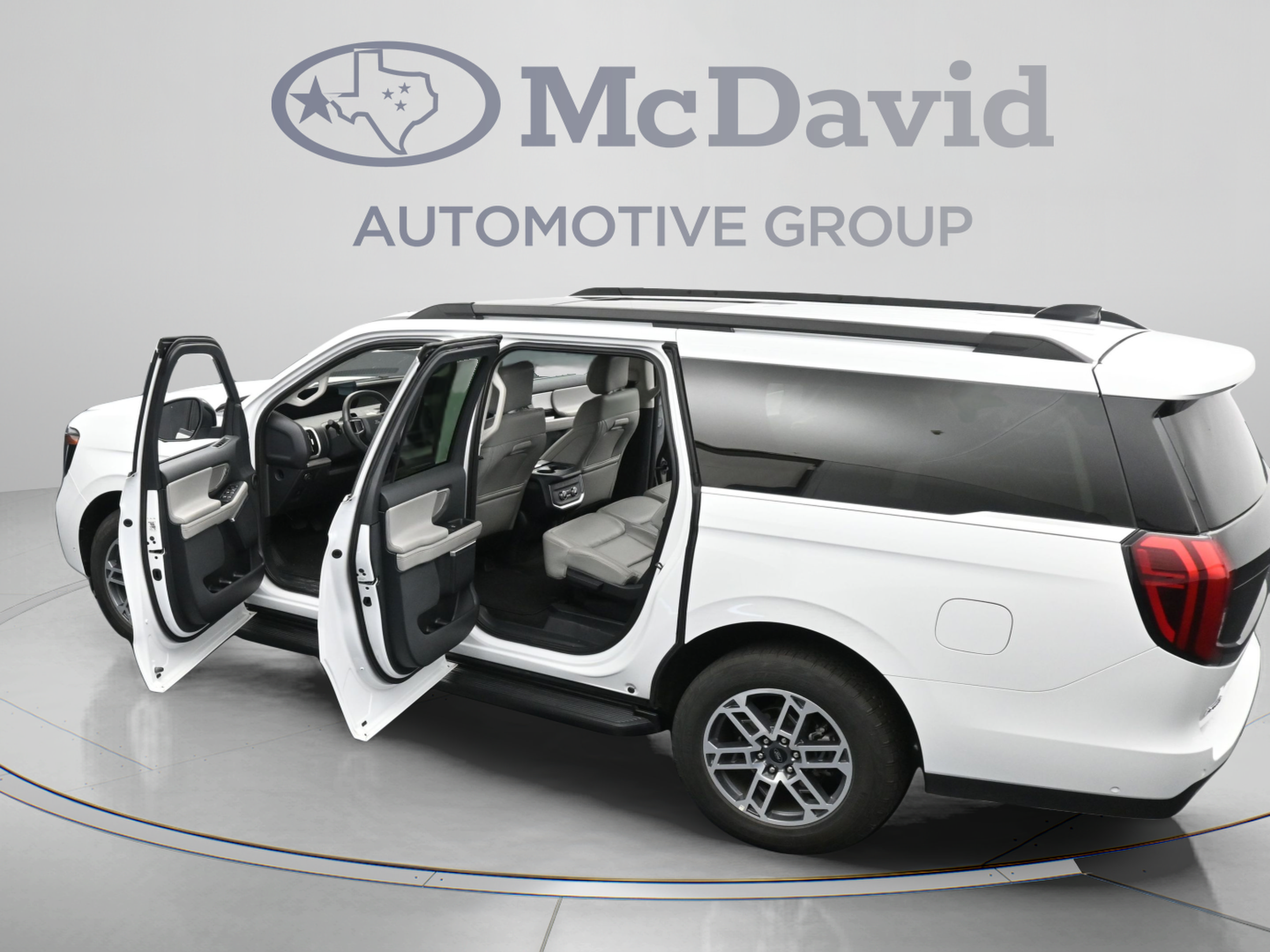 Used 2025 Ford Expedition Max Active AWD/4WD image 46