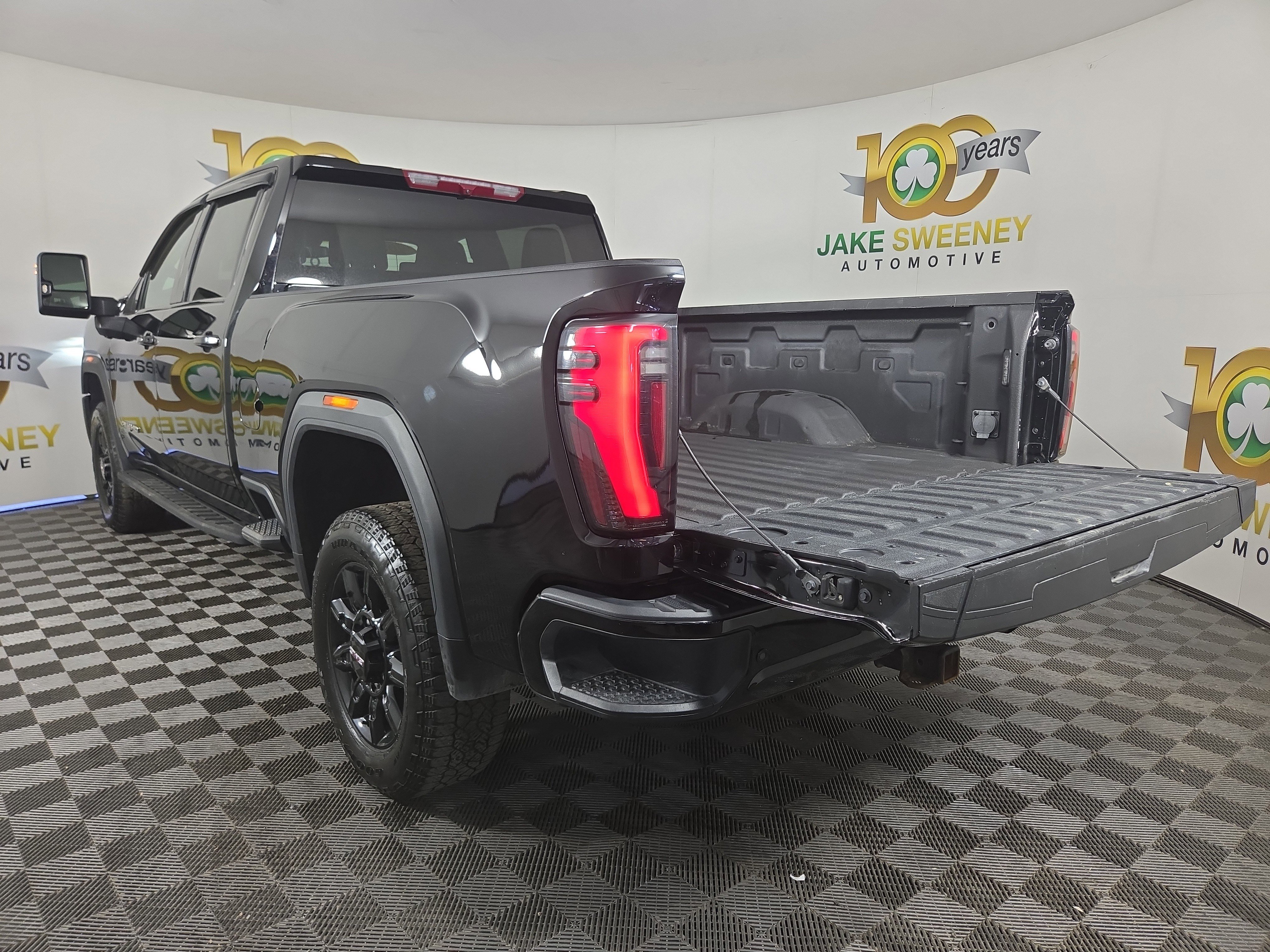 Certified 2024 GMC Sierra 2500 AT4 image 33