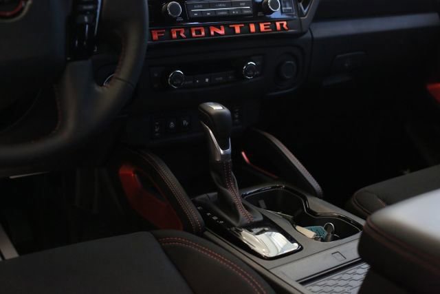 New 2025 Nissan Frontier PRO-4X w/ Pro Convenience Package image 13