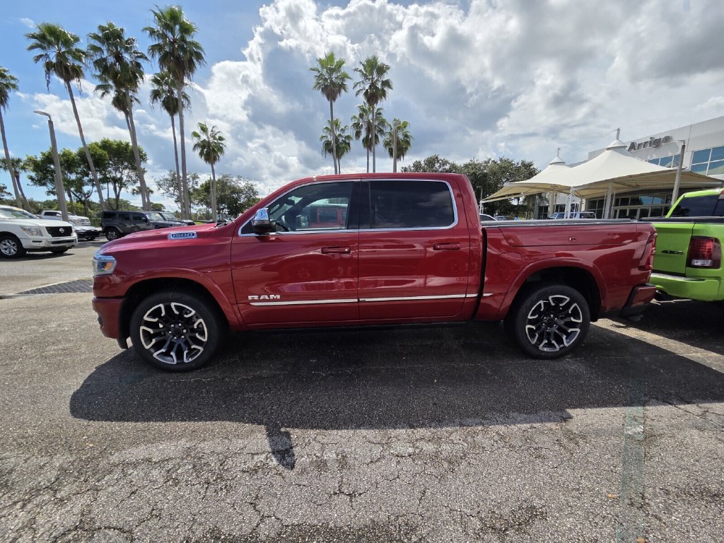 Used 2023 RAM 3500 Limited AWD/4WD image 4