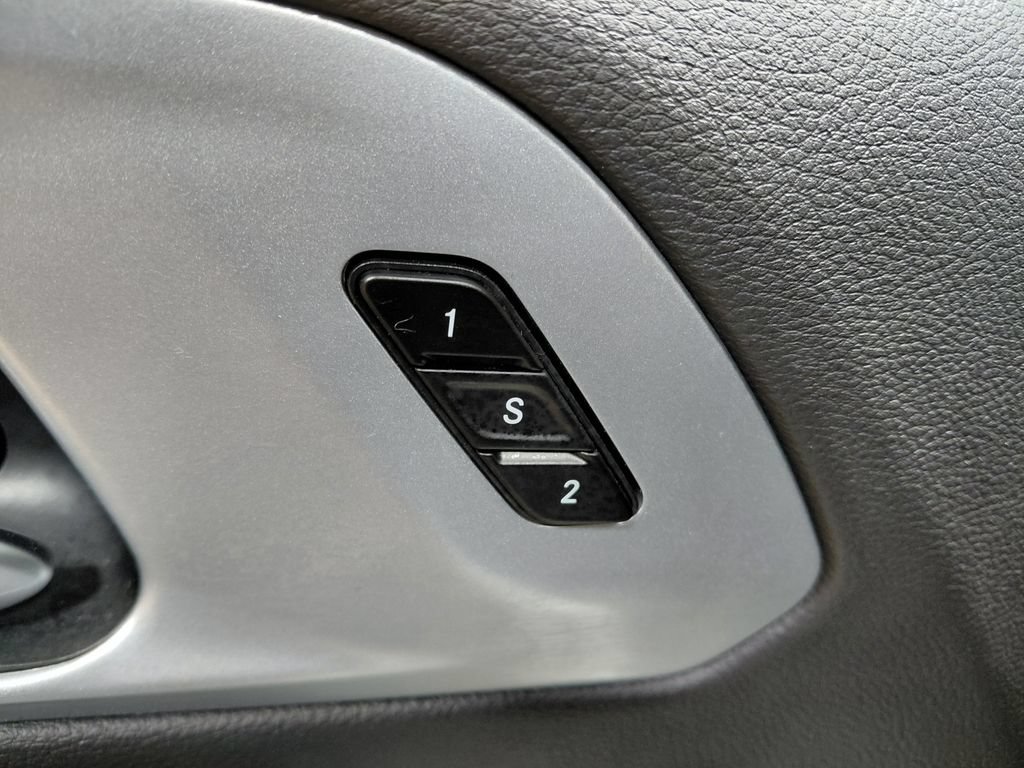 New 2026 Chrysler Pacifica Limited w/ S Appearance Package AWD/4WD image 16