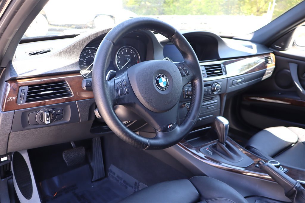 Used 2011 BMW 335i Sedan RWD image 15