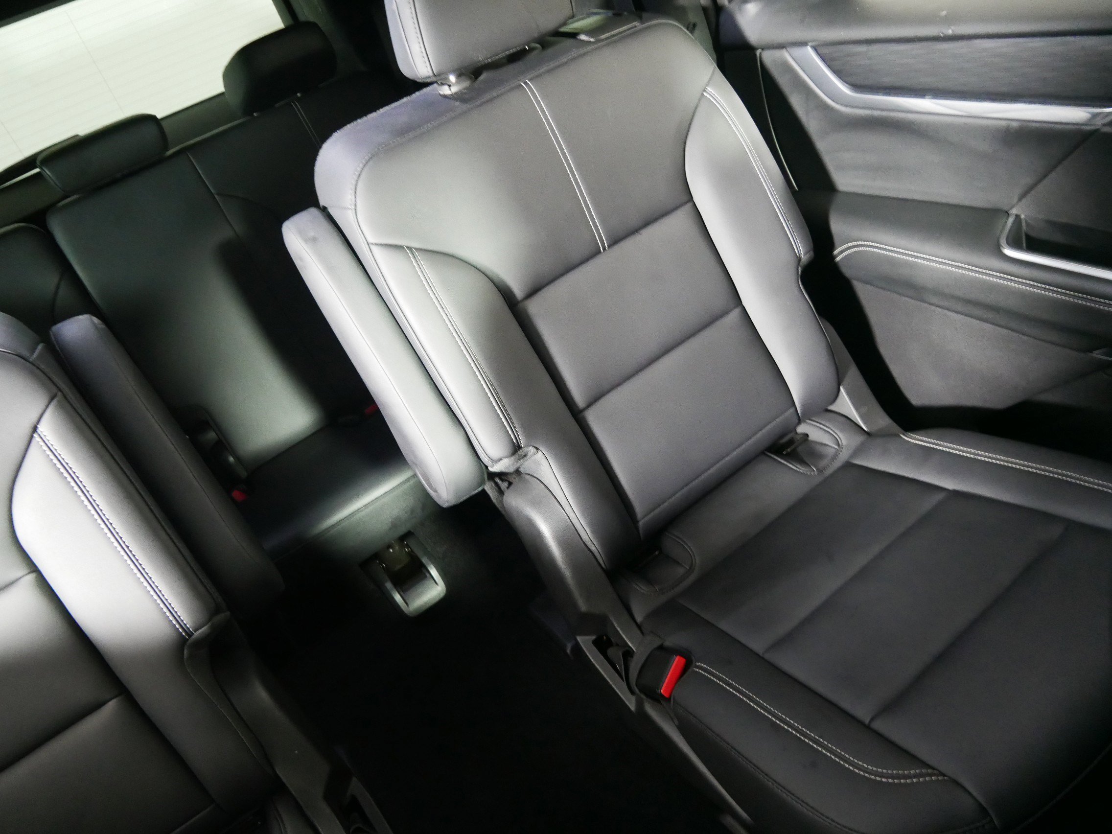 Used 2025 GMC Acadia Elevation w/ Elevation Premium Package image 14