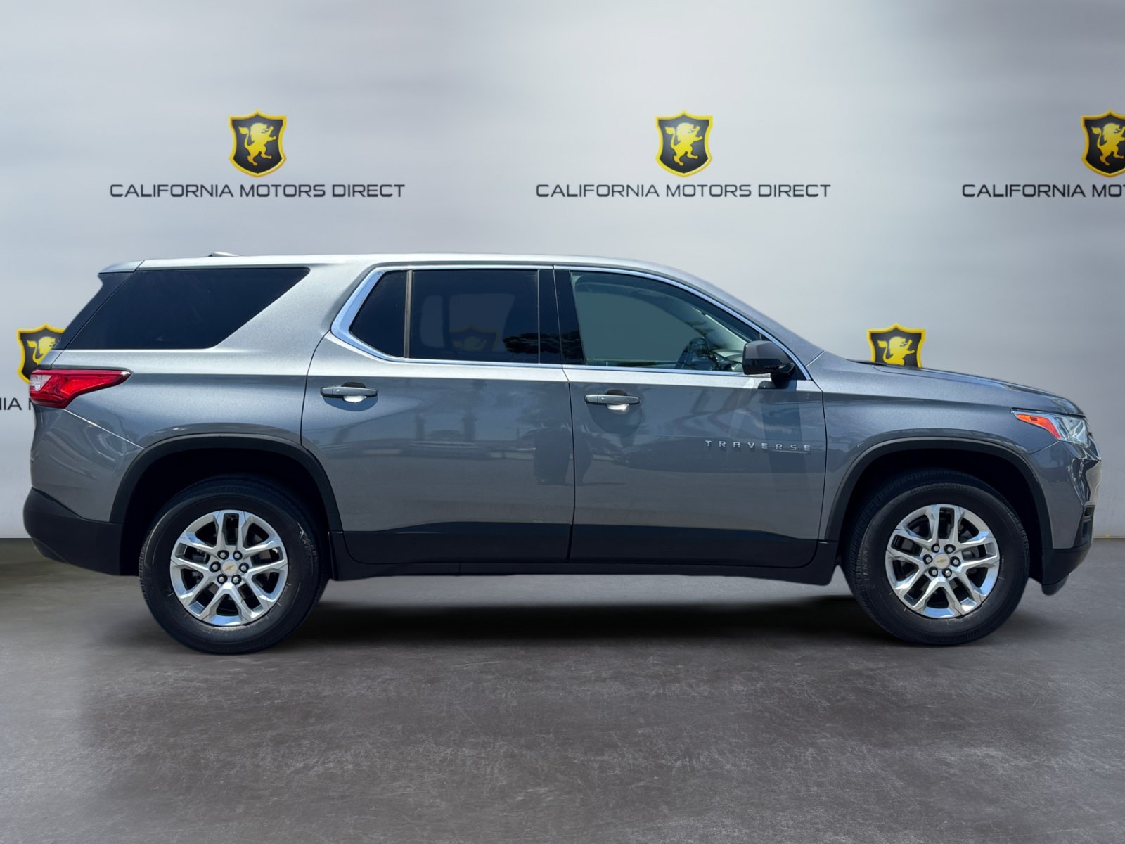 Used 2020 Chevrolet Traverse LS FWD image 6