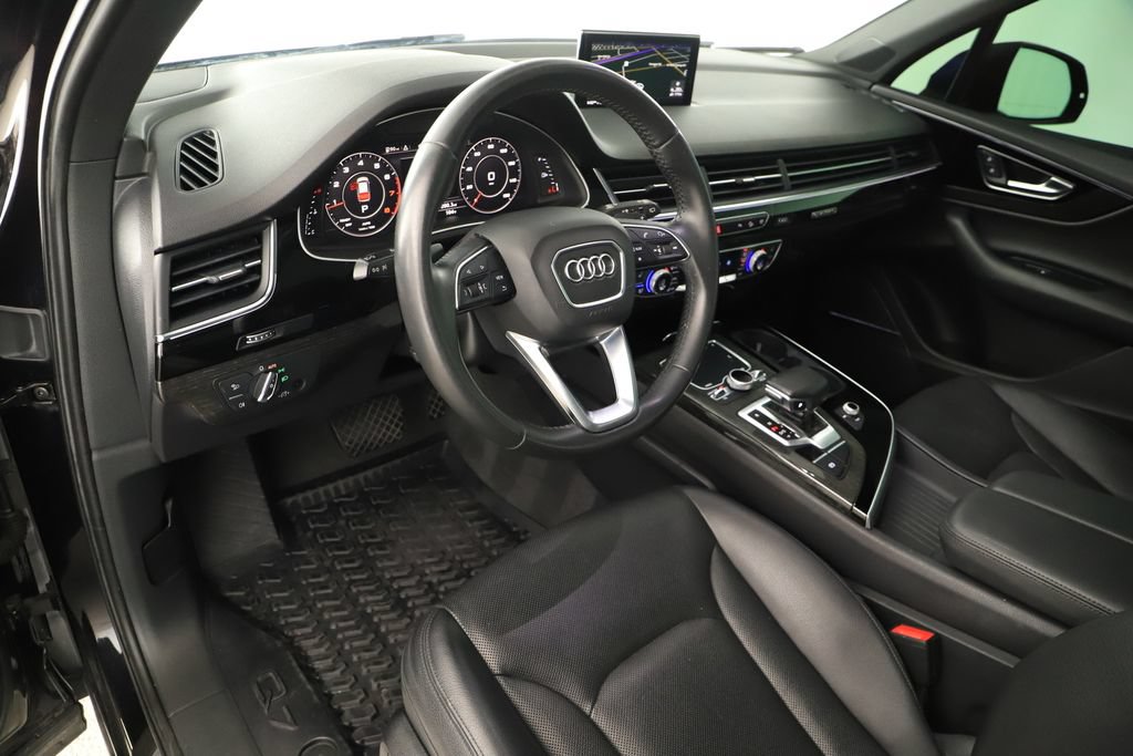 Used 2019 Audi Q7 3.0T Premium Plus w/ Premium Plus Package AWD/4WD image 15