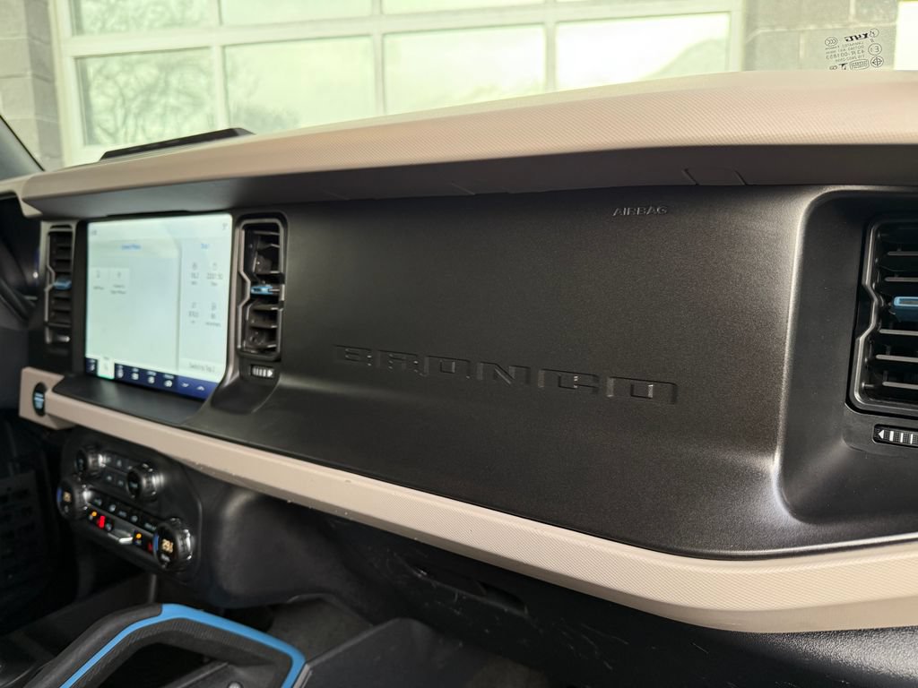 Used 2023 Ford Bronco Wildtrak AWD/4WD image 24