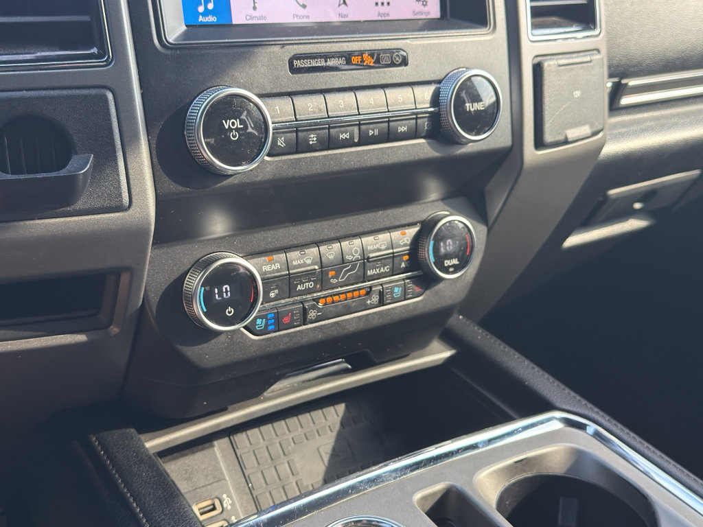 Used 2019 Ford Expedition XLT w/ Equipment Group 202A RWD image 32