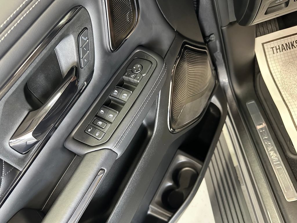 Used 2026 RAM 1500 Limited AWD/4WD image 9