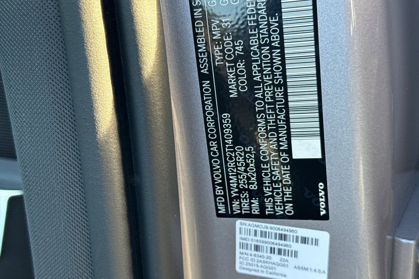 New 2026 Volvo XC60 B5 Plus w/ Climate Package image 28