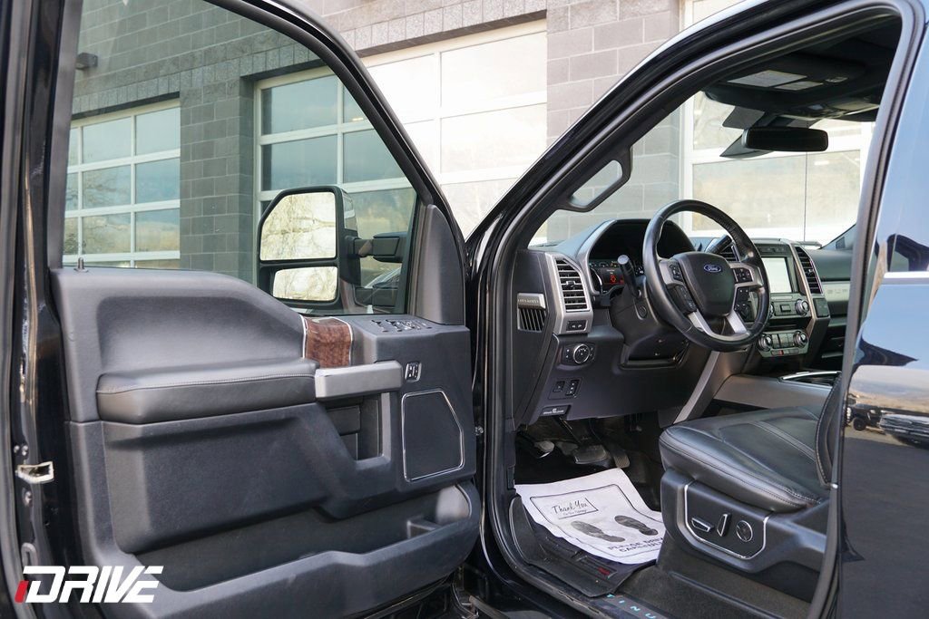 Used 2017 Ford F350 Platinum w/ Platinum Ultimate Package image 17