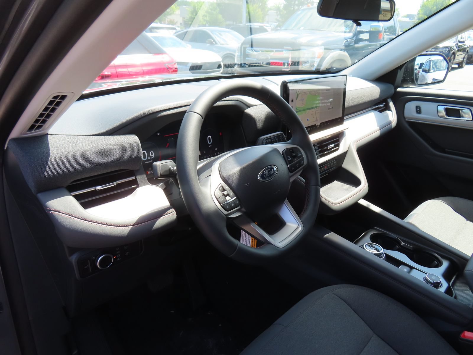 New 2026 Ford Explorer Active AWD/4WD image 8