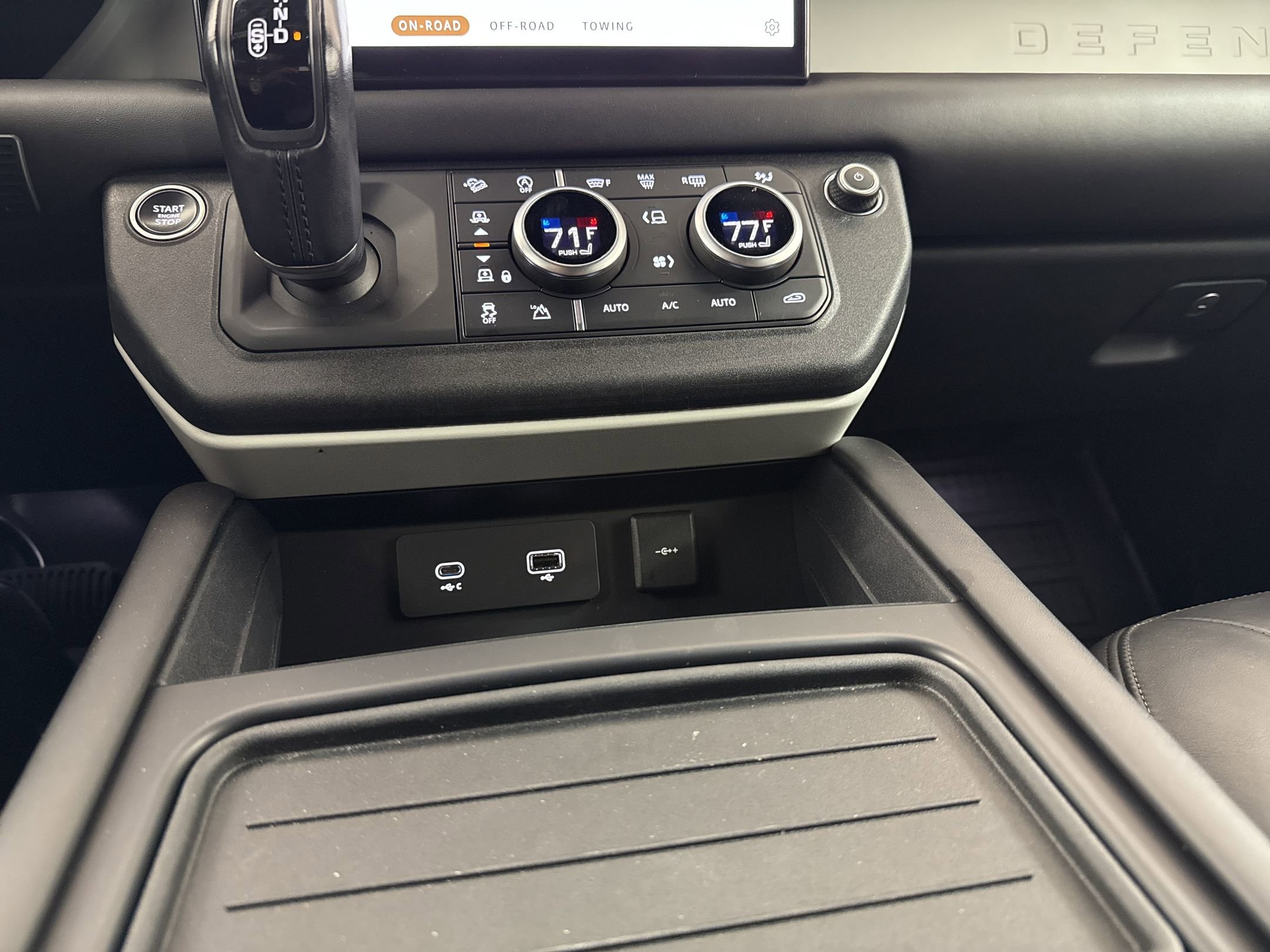 Certified 2022 Land Rover Defender 110 XS Edition AWD/4WD image 15