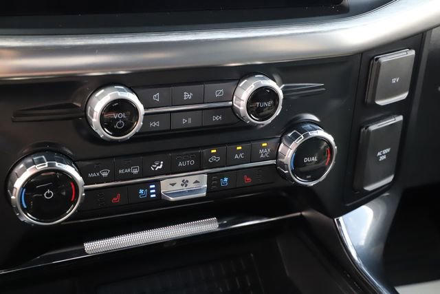 Used 2023 Ford F150 Lariat w/ Max Trailer Tow Package image 34